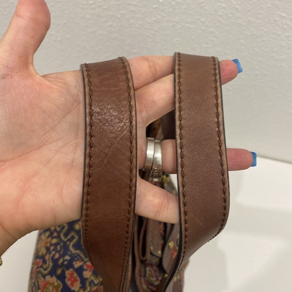❤️‍🔥HOST PICK❤️‍🔥FOSSIL Long Live VTG Adrina Brown Floral Tapestry Leather Bag - Picture 8 of 14